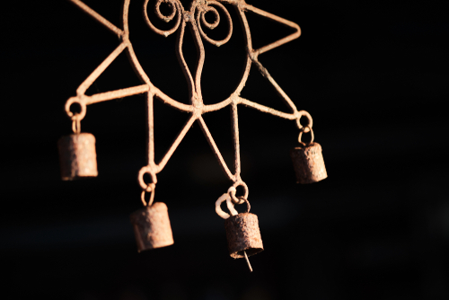 15 attractive hanging bells Vastu designs