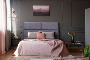 5 trendy wall colour combinations for your bedroom Thumbnail 300x200 compressed