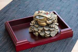 Feng Shui Frog Tips on placement of frog figurines at home t