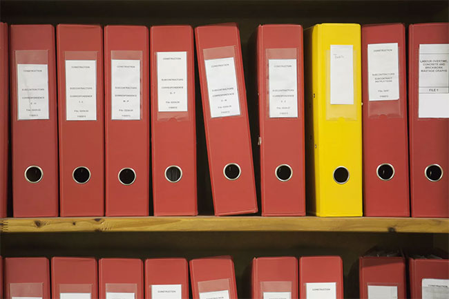 File máy tính giống như một tệp hồ sơ truyền thống trong tủ tài liệu của văn phòng