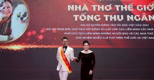 Thông tin về nhà thơ thế giới